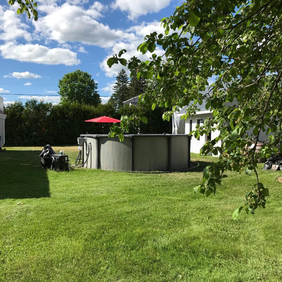 La Maison Du Village, Spa Shawinigan Zewnętrze zdjęcie