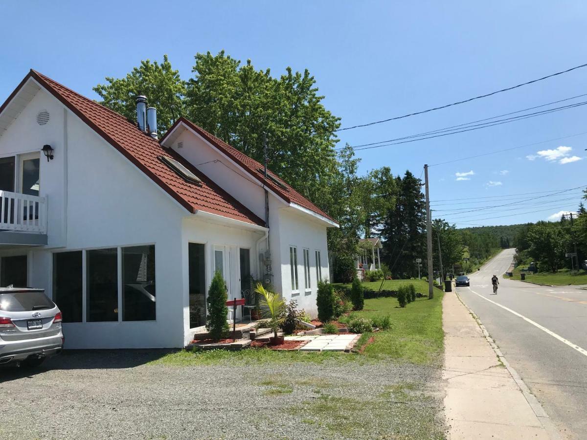 La Maison Du Village, Spa Shawinigan Zewnętrze zdjęcie